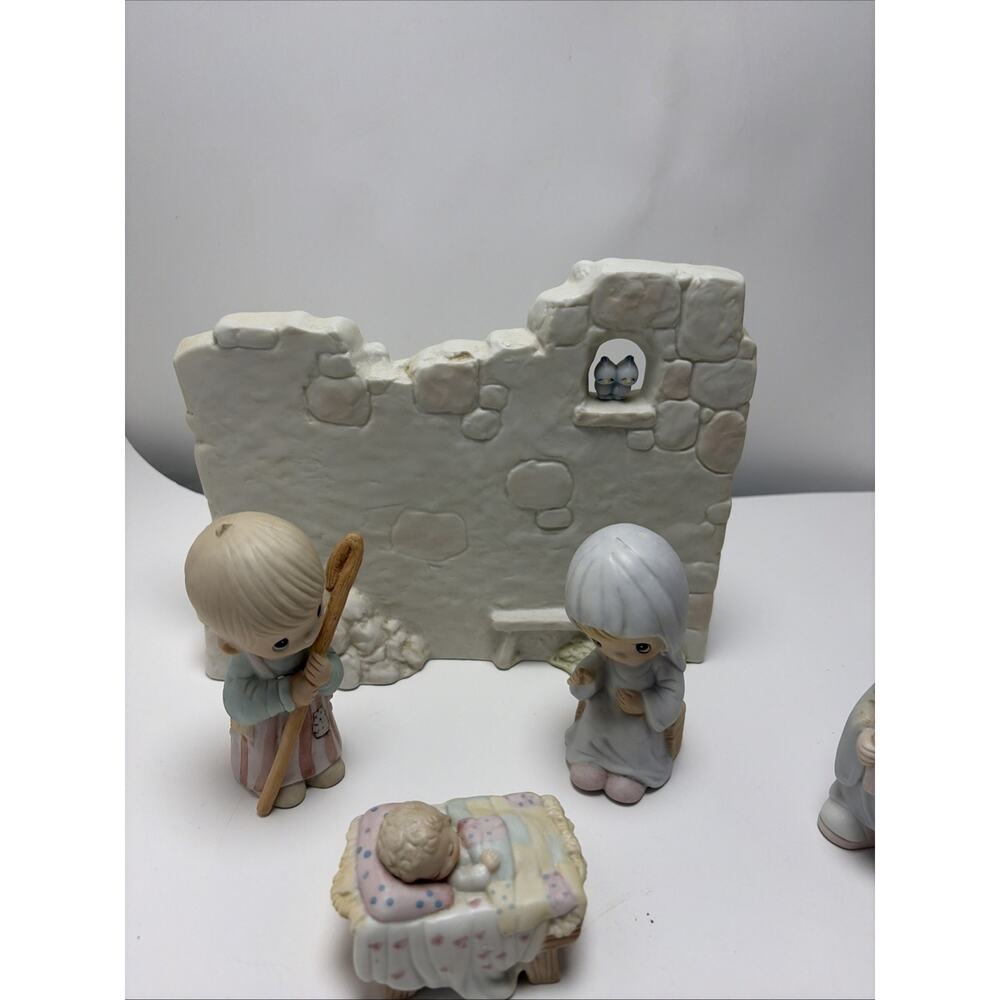 Precious Moments- Come Let Us Adore Him 18 Pc Set 9-10” Tall Nativity 1979 Box - Picture 8 of 14